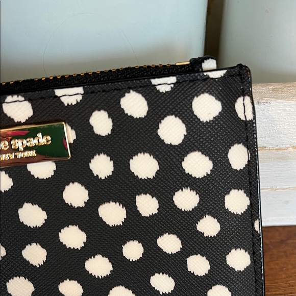 Kate Spade Laurel Way printed musical dot card holder - Picture 3 of 7